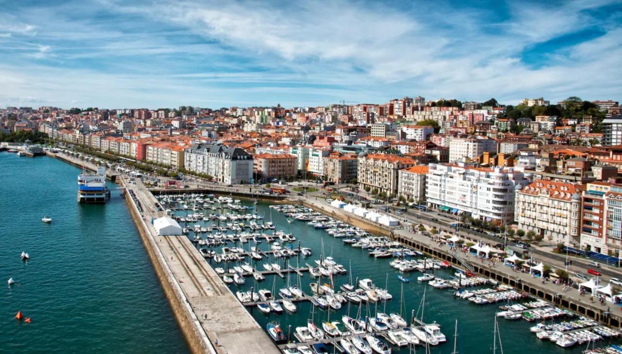 Apartamento Situacion Inmejorable En Santander Luaran gambar